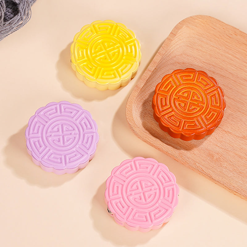 Mooncake shaped lighter