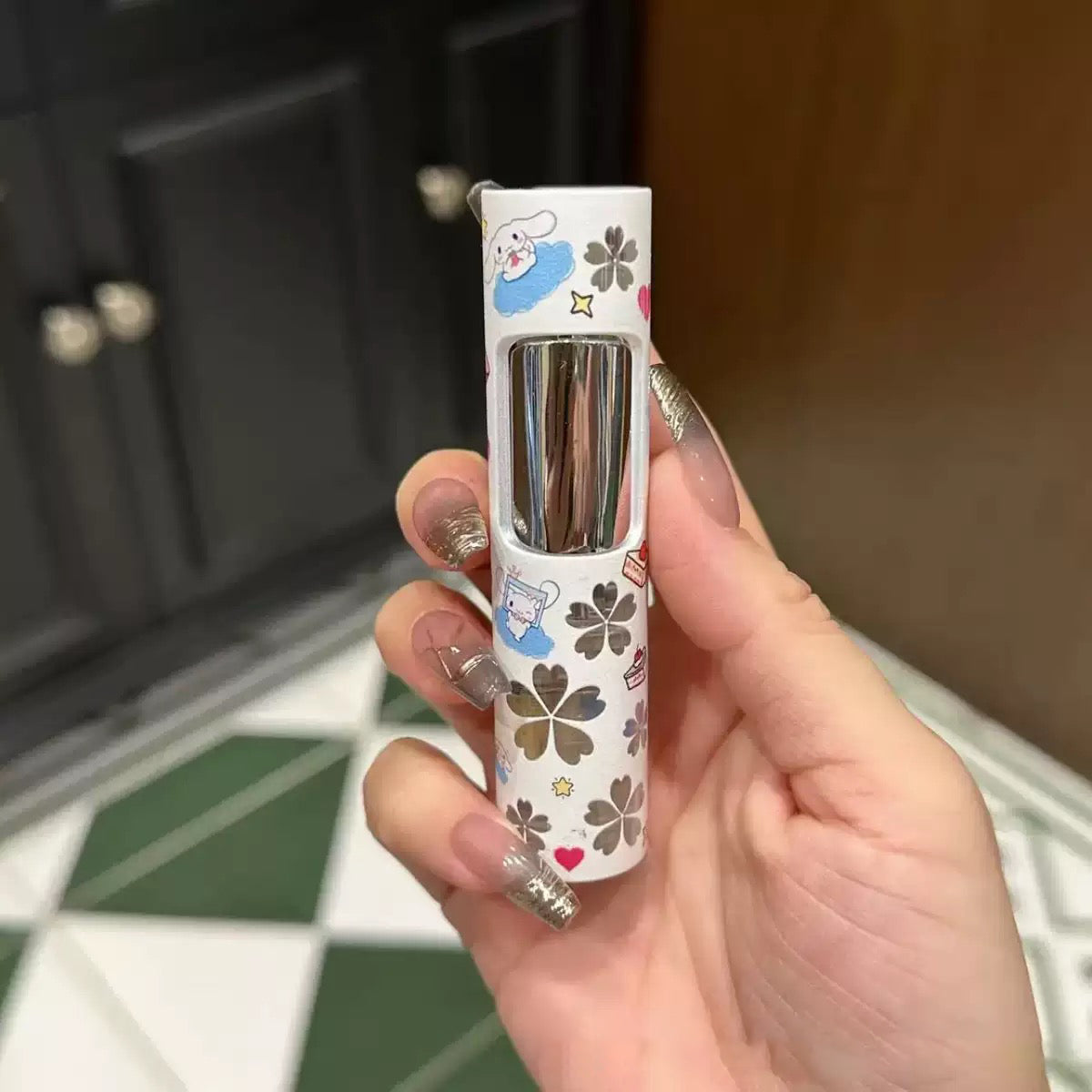 Cylindrical cute lighter pink flame refillable