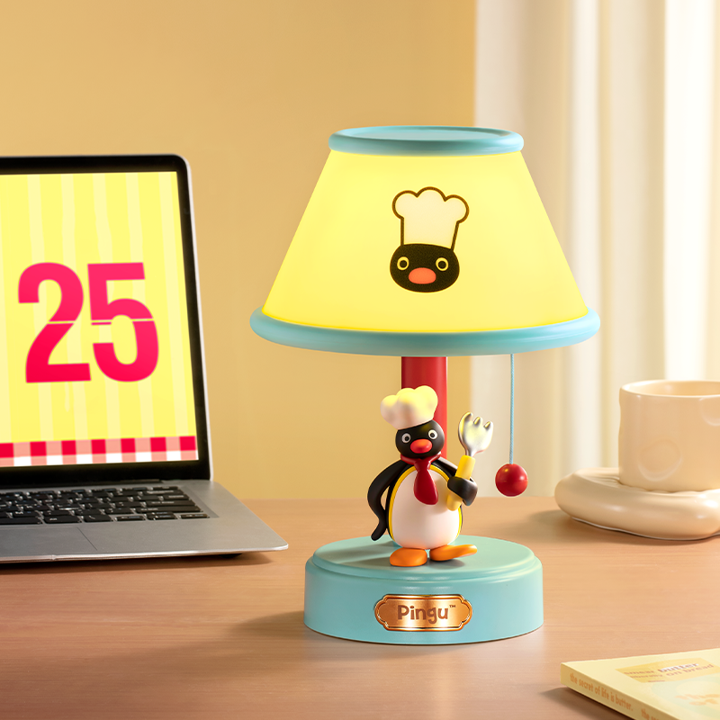 Pingu Chef Desk Lamp - 3 Adjustable Brightness Levels, with Smart Timer, Old-fashioned Pull-wire Switch - Fun Desk Decor & Gift